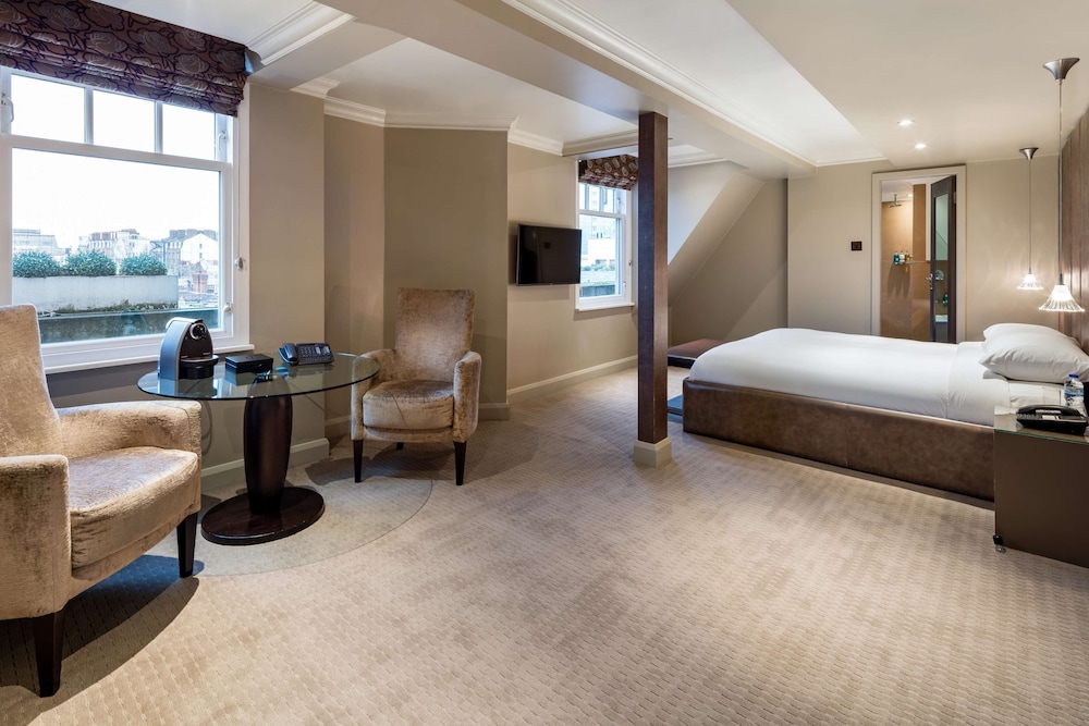 Deluxe Room (Premium)