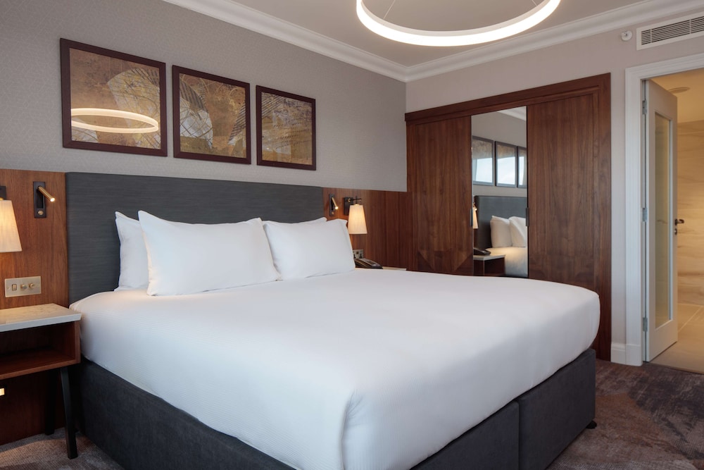 Executive Suite, 1 King Bed - Photo 5