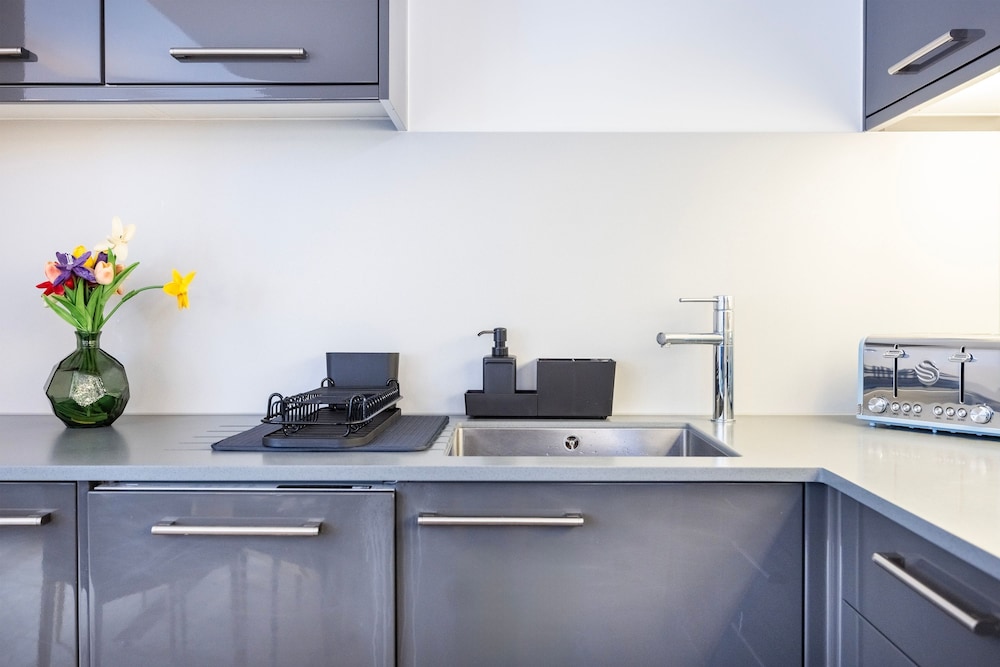 2 Bed 2 Bath Deluxe Flat in Kensington, Foto 42