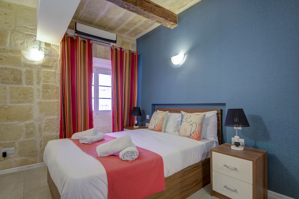 Signature Apartment