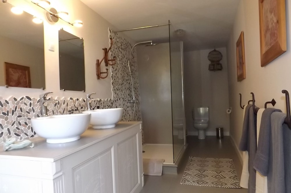 Double Room, Ensuite (Jacquline) photo 3