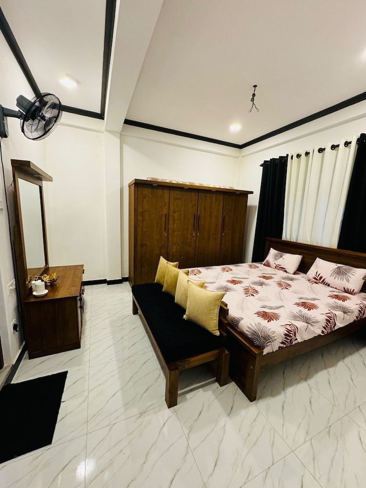 Family Double Room, Balcony, Mountain View photo 1