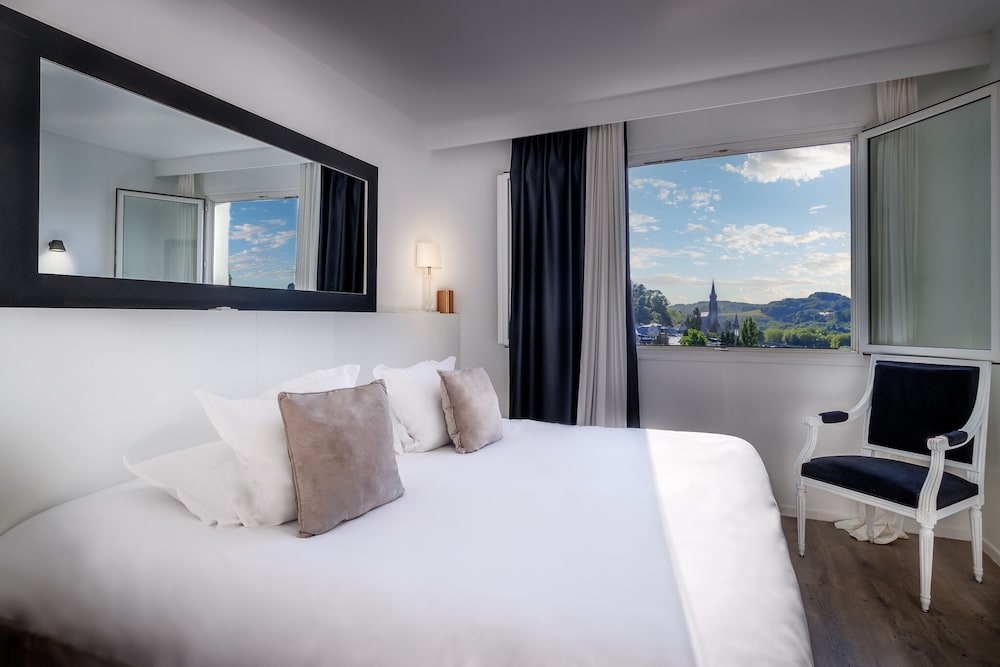 Deluxe Double Room - Photo 1