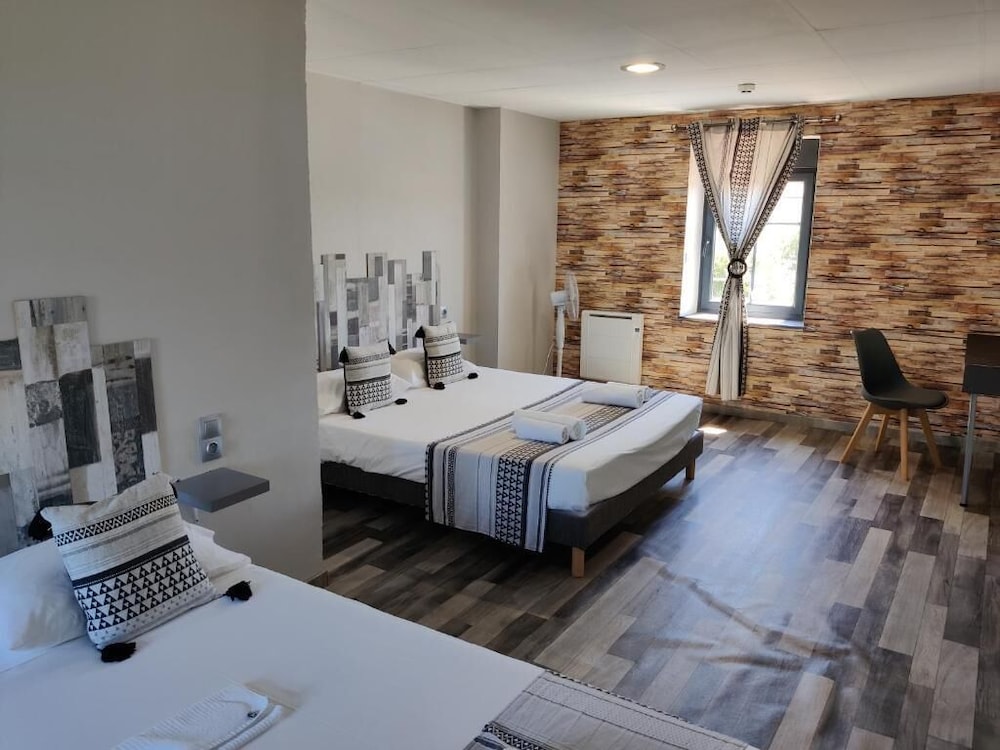 Basic Triple Room (Douche)