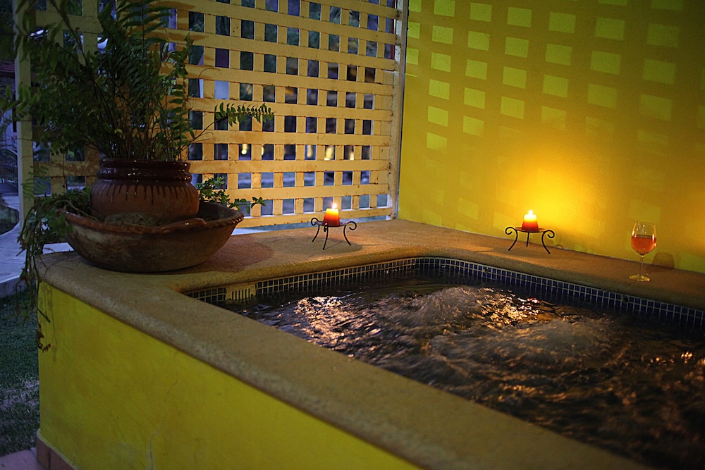 Romantic Room, Jetted Tub photo 1