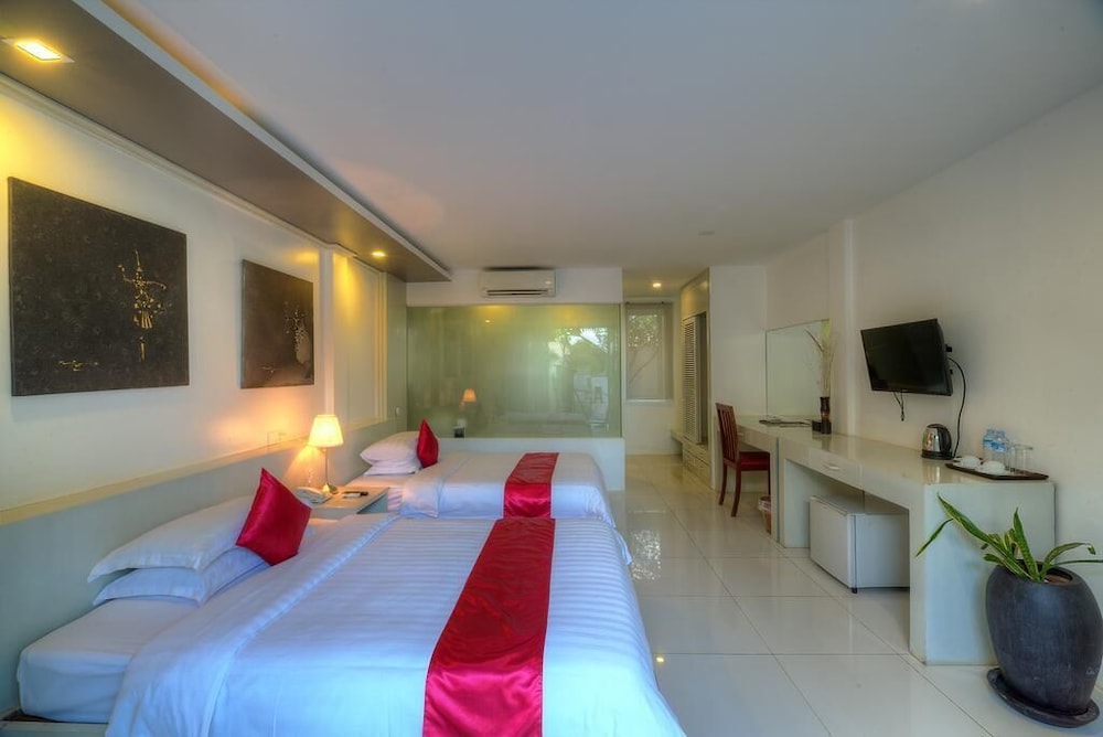 Deluxe Room, 2 Twin Beds