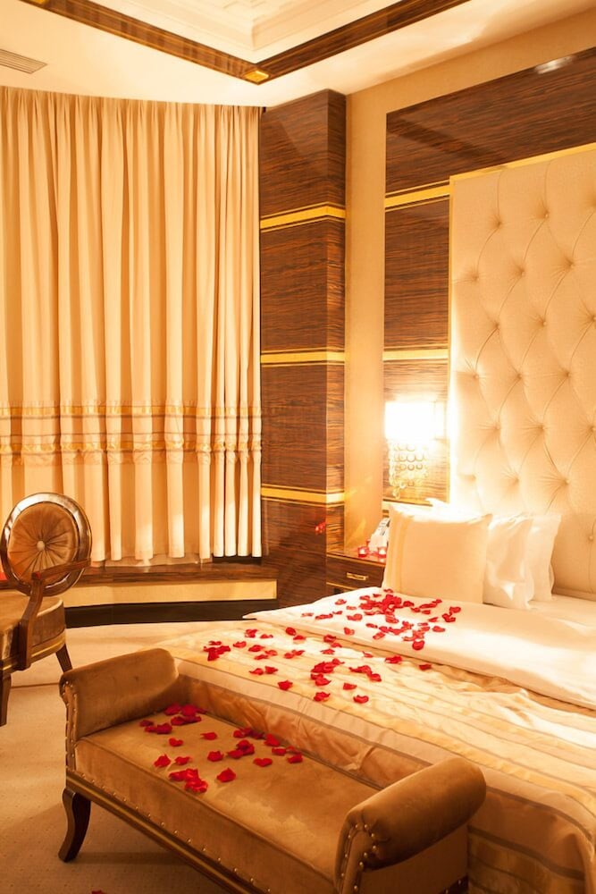 Deluxe Double or Twin Room photo 3