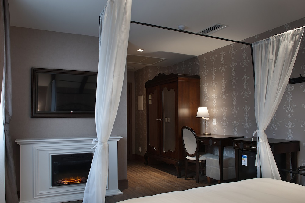 Classic Double Room - Photo 5