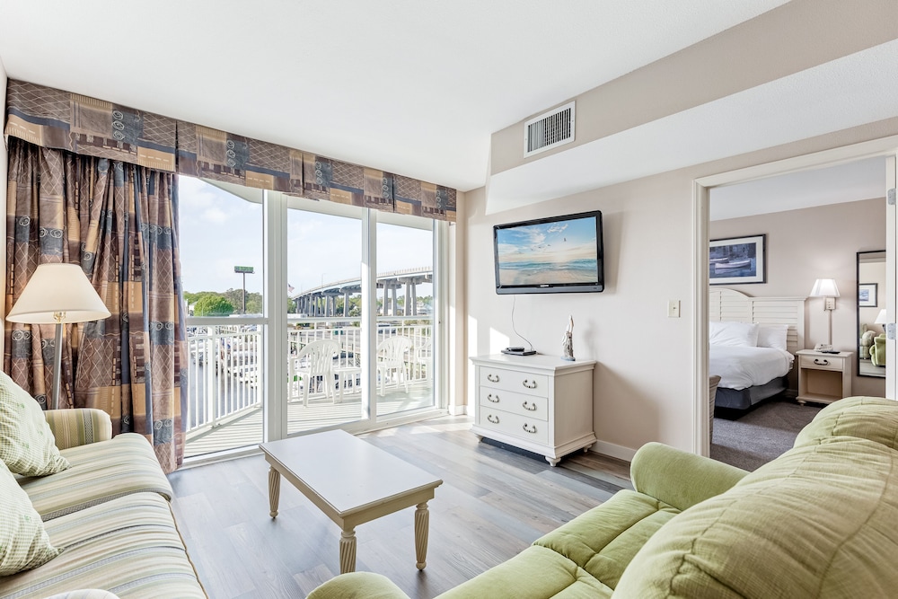 Suite, 2 Bedrooms photo 1