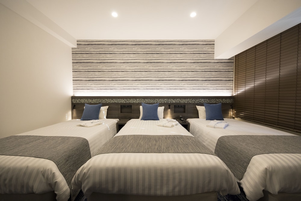 Standard Triple Room - Photo 2