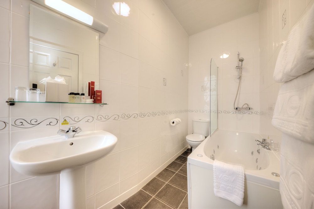 Standard Twin Room - Photo 6