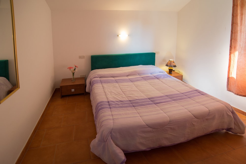 Double Room Single Use - Photo 1