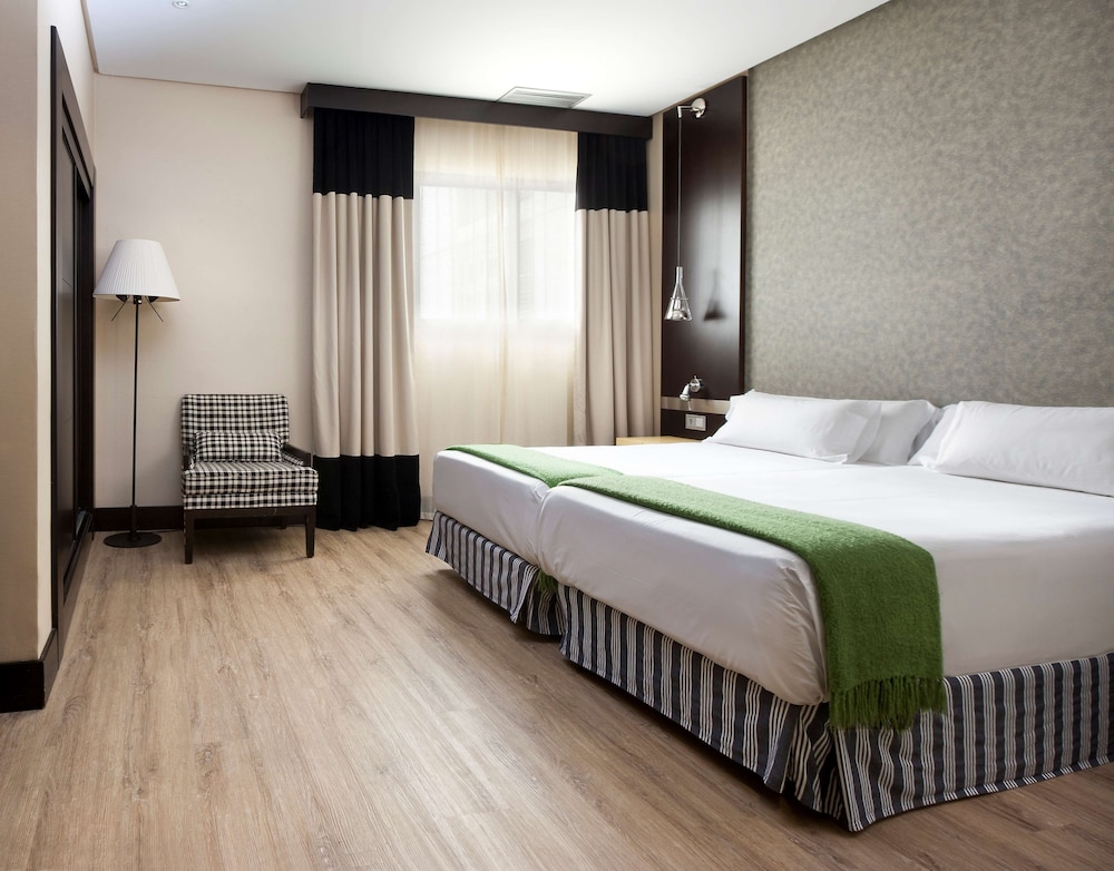 Standard Room - Photo 2