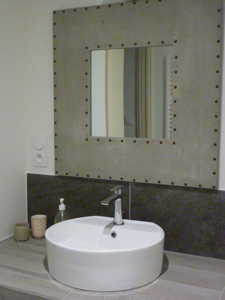 Double or Twin Room (Source) photo 3
