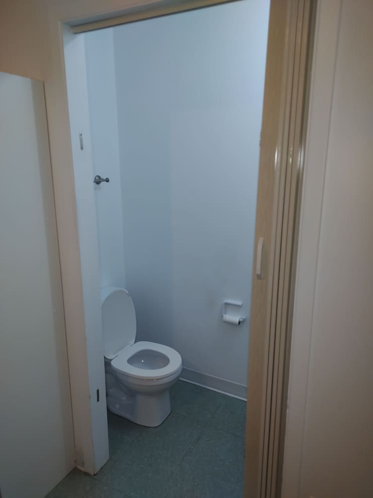Basic Double Room photo 3