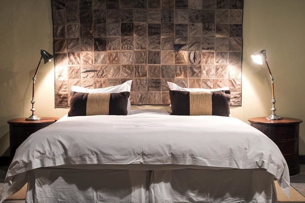 Honeymoon Suite photo 3