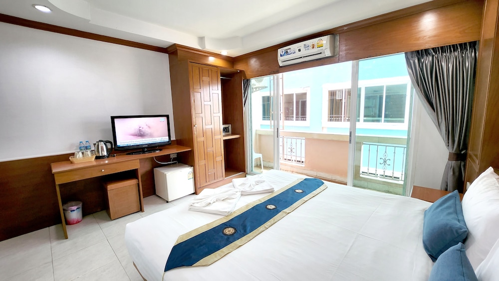 Deluxe Double Room - Photo 2