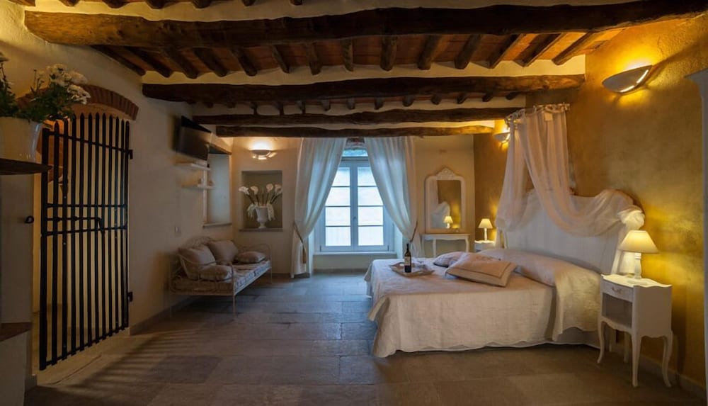 Suite (Leon) photo 1