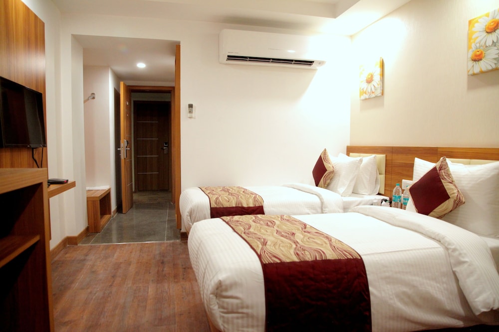 Deluxe Double Room photo 3