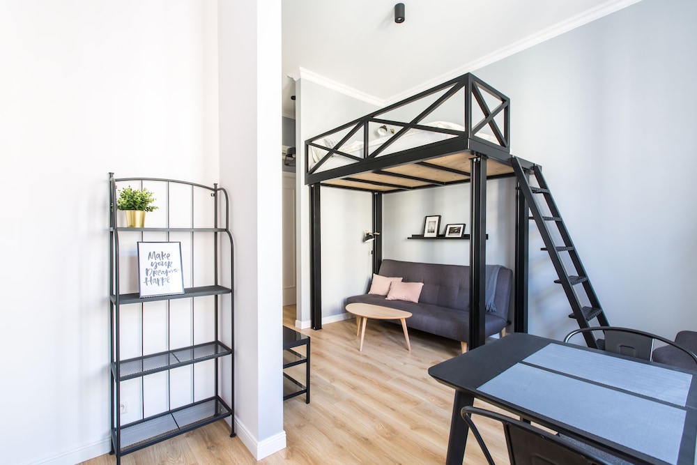 Standard Studio, 1 Double Bed with Sofa bed photo 2