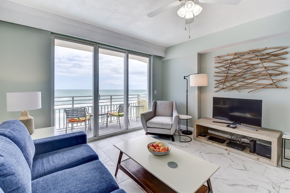 Condo (Unit 808)