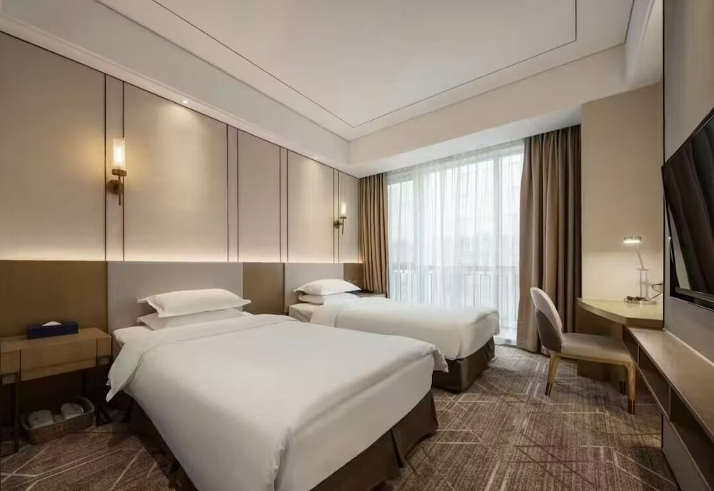 Comfort Double Room, City View