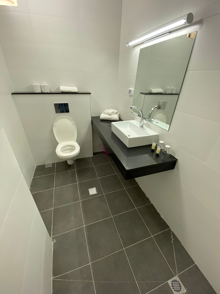 Quadruple Room - Photo 2