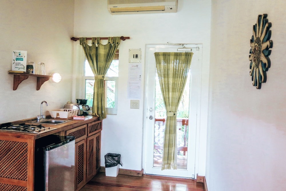 Standard Studio, Ocean View, Oceanfront photo 3