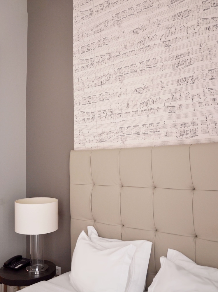 Superior Double or Twin Room - Photo 20