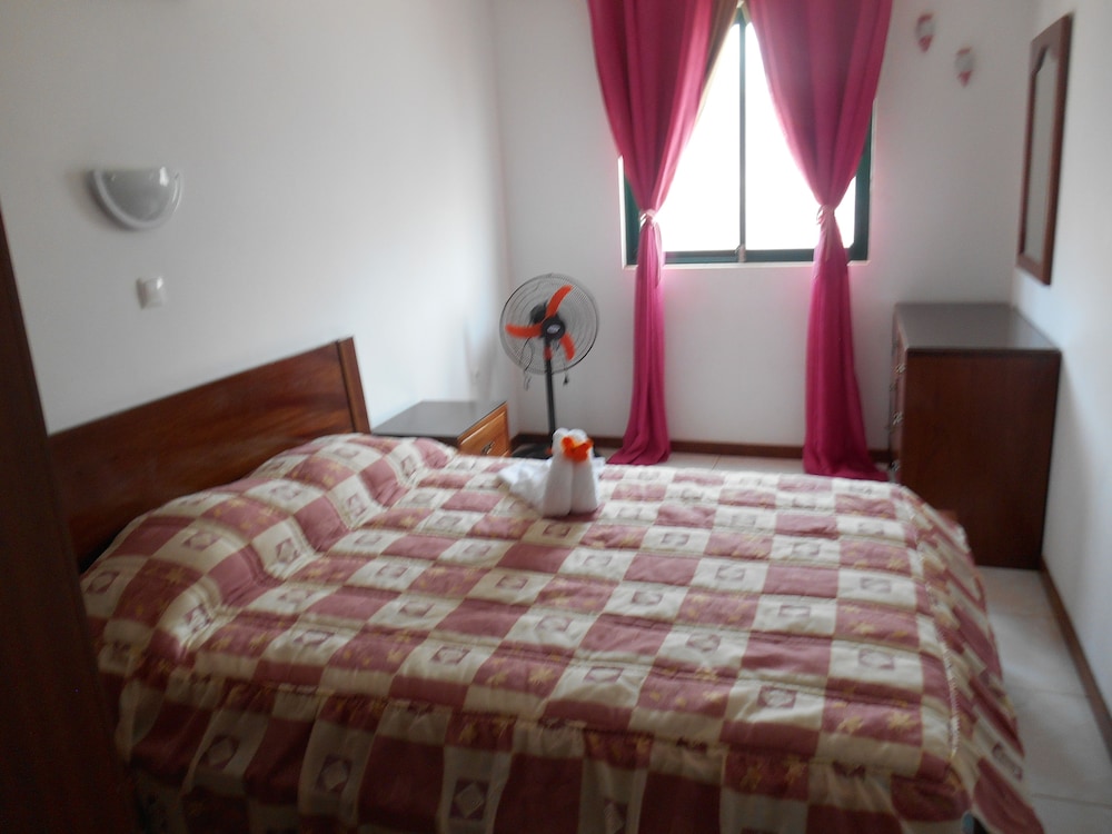 Economy Apartment, 3 Bedrooms, Kitchen, Harbor View photo 3