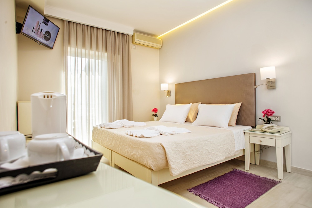 Double or Twin Room photo 2