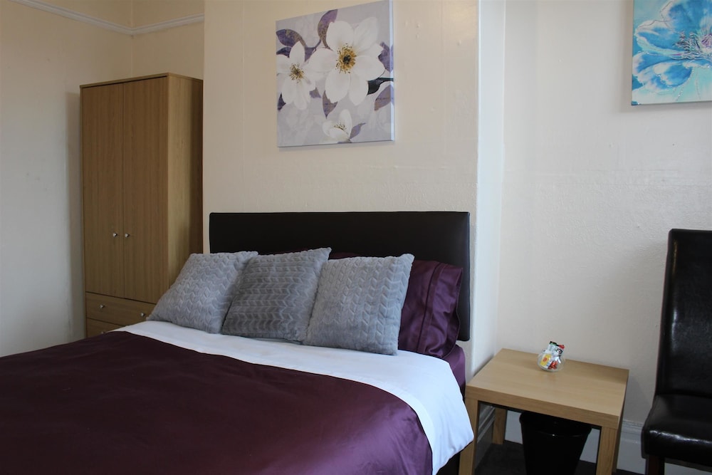 Double Or Twin Room With Extra Bed photo 2