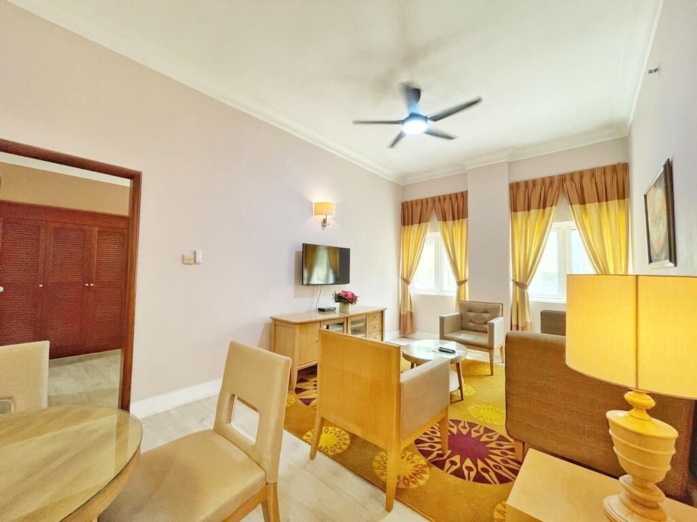 Suite, 3 Bedrooms