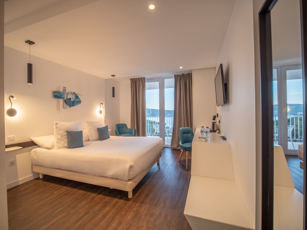 Classic Double Room, 1 Double Bed, Terrace photo 3