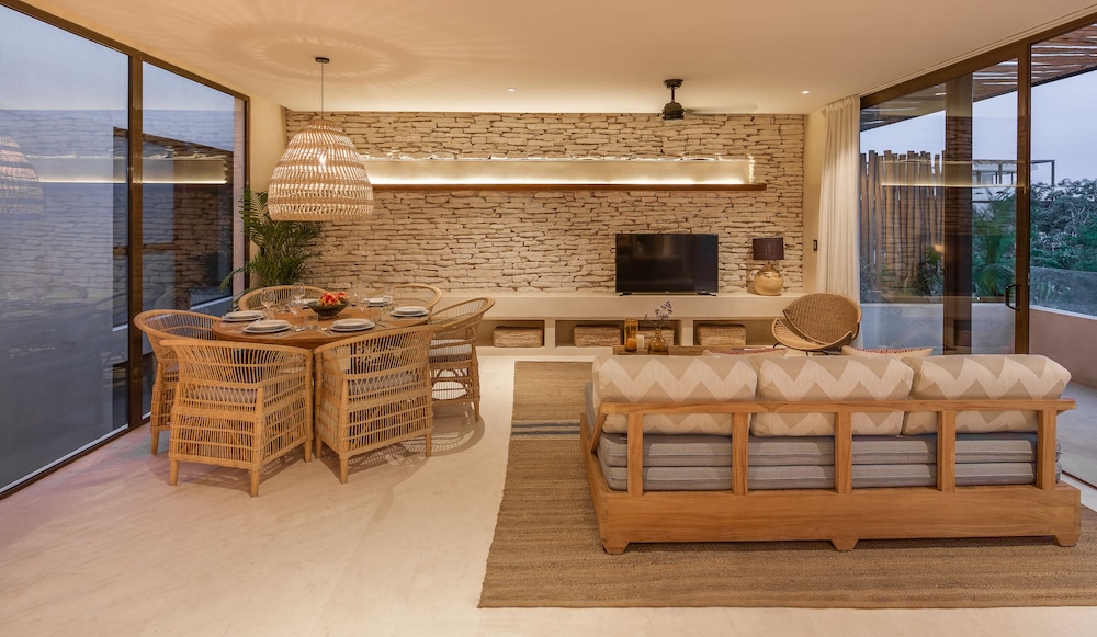 Luxury Apartment, 2 Bedrooms, Terrace, Garden View - Photo 8
