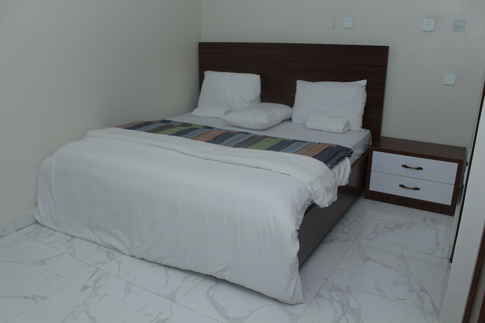 Standard Room, 1 Bedroom, Non Smoking, Courtyard View photo 2