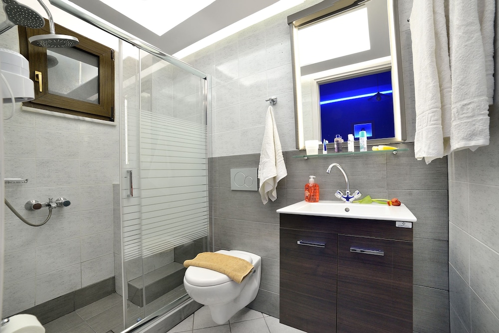 Family Apartment, 1 Bedroom photo 3