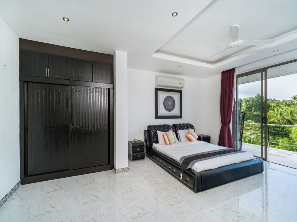 3-Bedroom Private Pool Villa photo 3