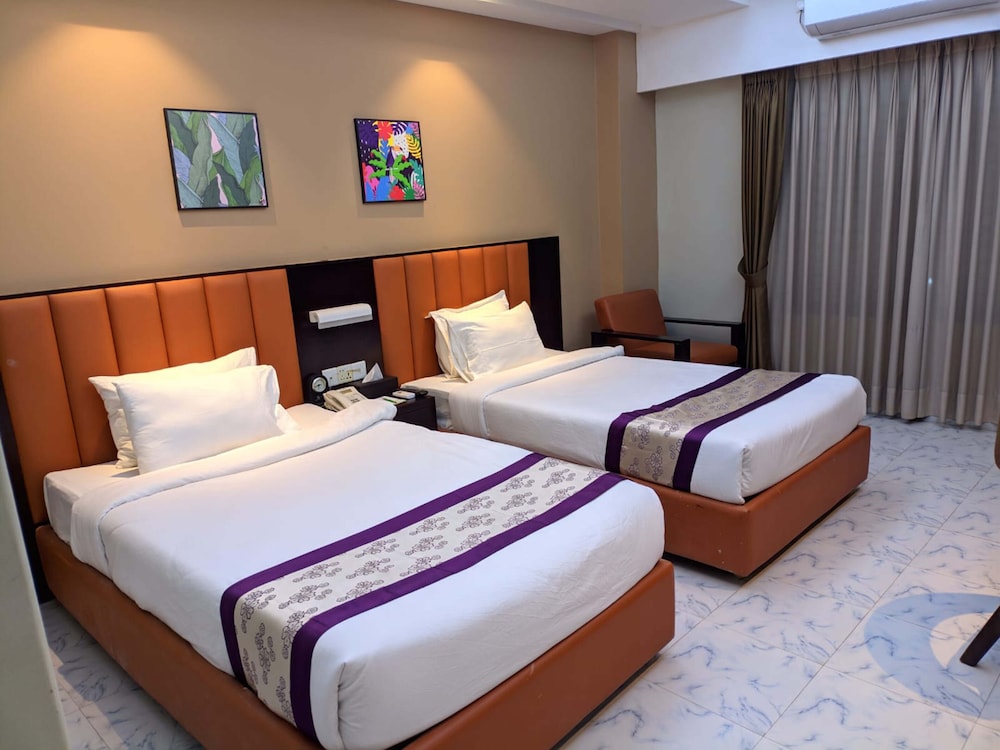 Deluxe Twin Room photo 1