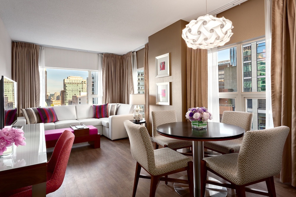 Deluxe Suite, 1 King Bed with Sofa bed, Harbor View - Photo 5