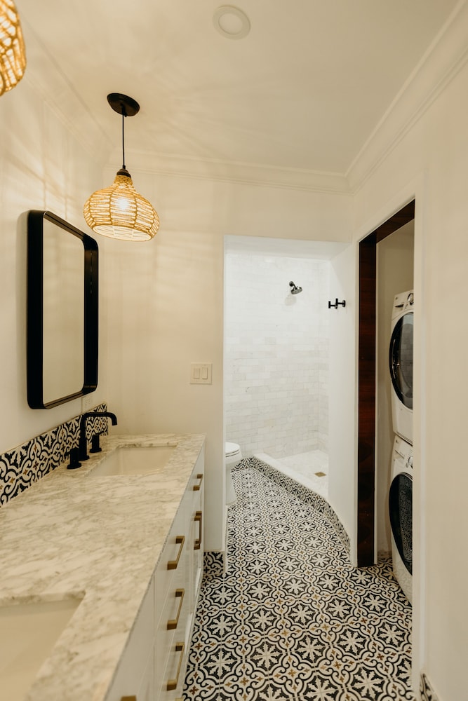 Luxury Suite photo 2