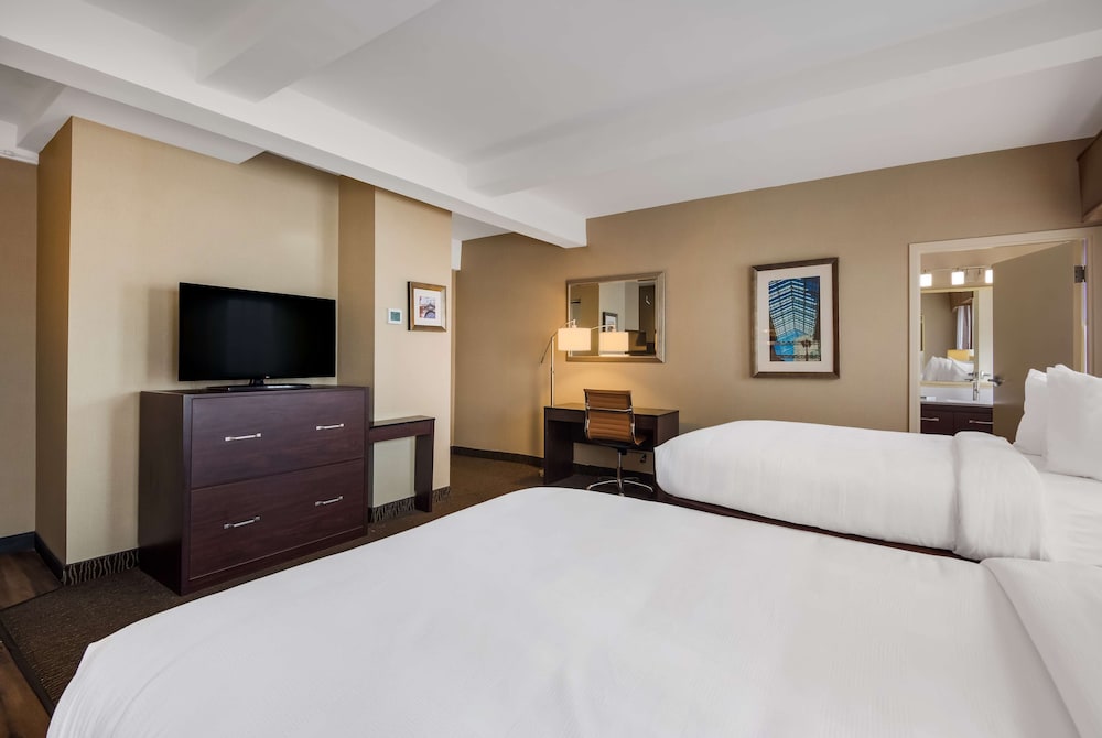 Standard Room, 2 Double Beds, Non Smoking, Kitchenette - Photo 4