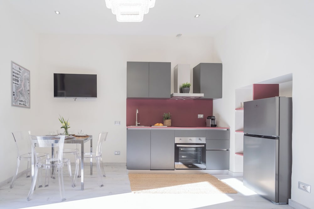 Apartment (Grey Suite) photo 2