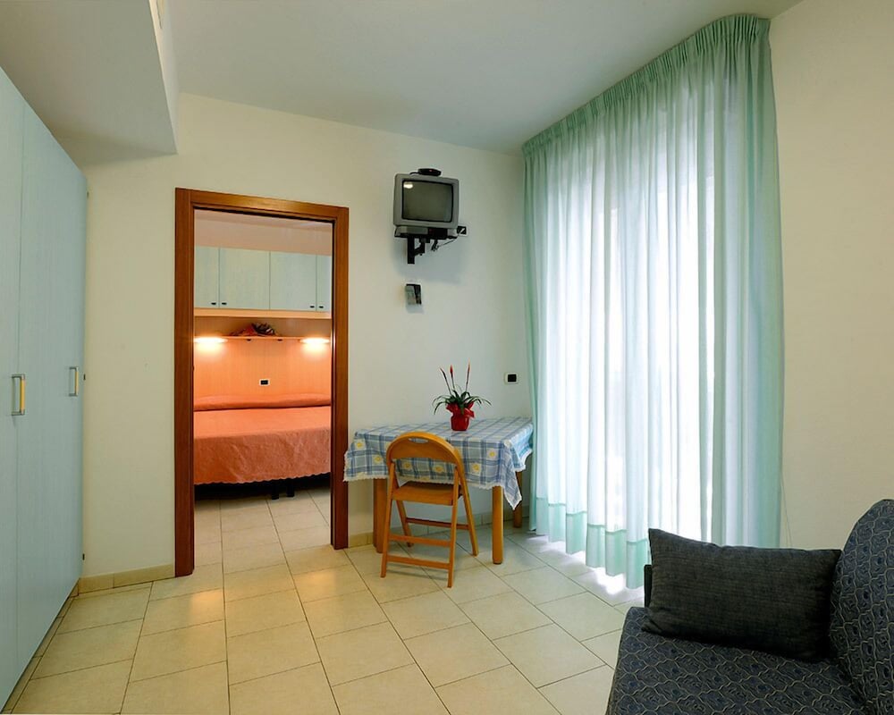 Apartment, 1 Bedroom, Balcony - Photo 4