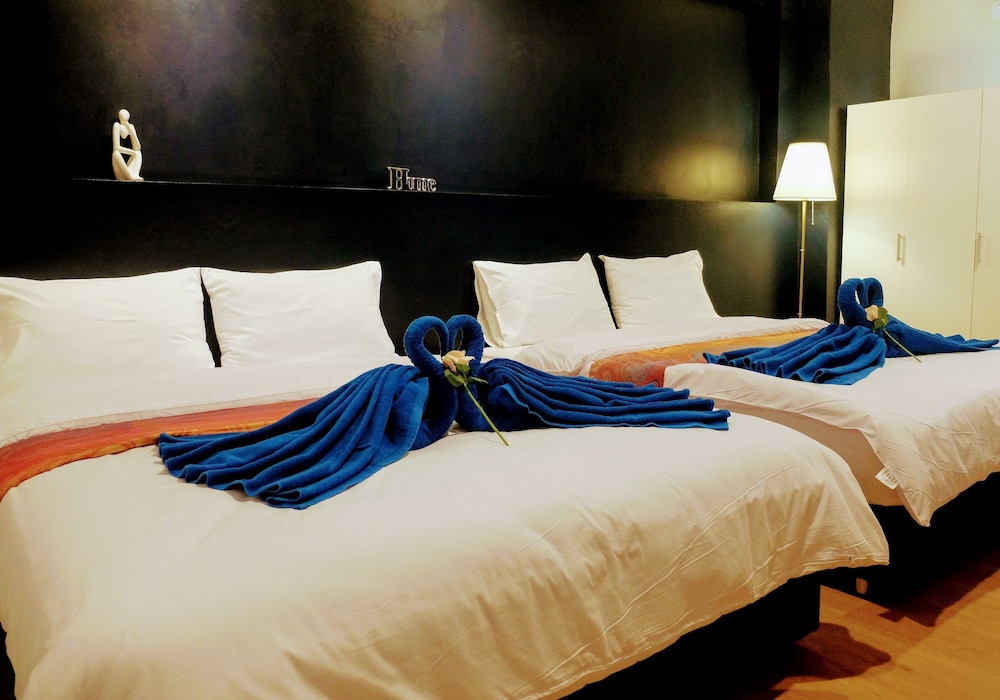 Exclusive Studio Suite, 2 Queen Beds photo 2