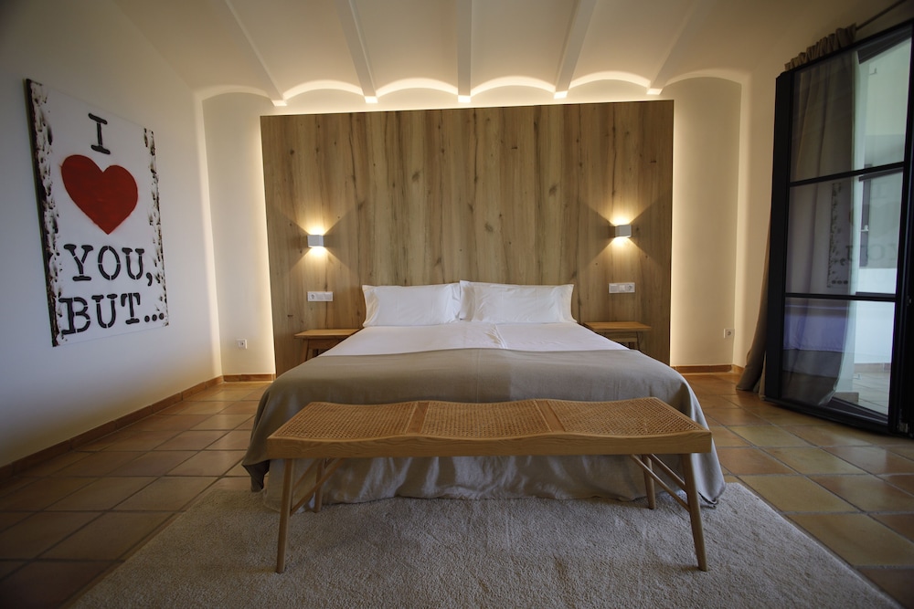 Romantic Studio, 1 Bedroom, Balcony, Mountainside