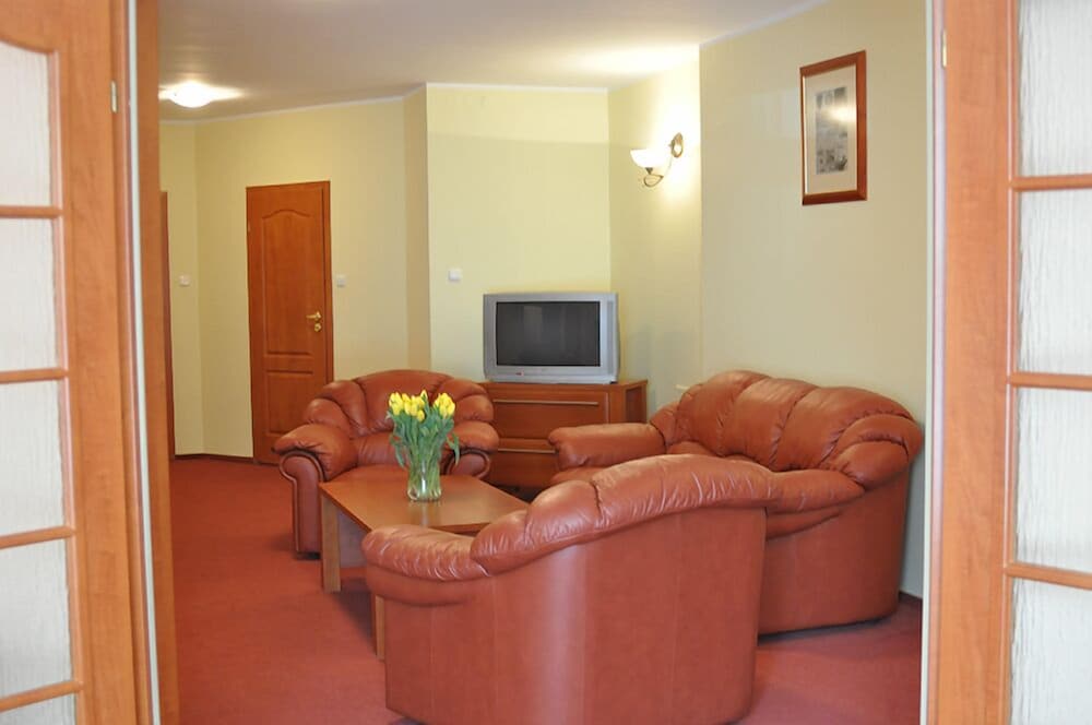 Studio Suite photo 3