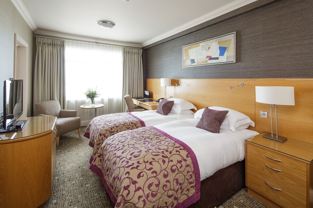 Room, Harbor View - Photo 4