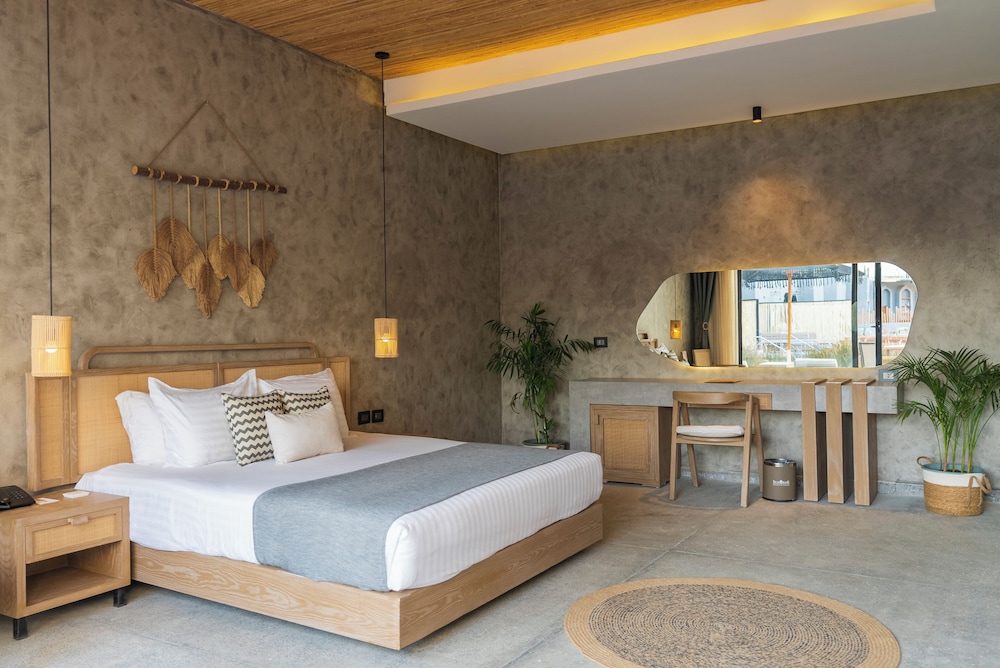Executive Pool Suite (Posh Club) photo 3