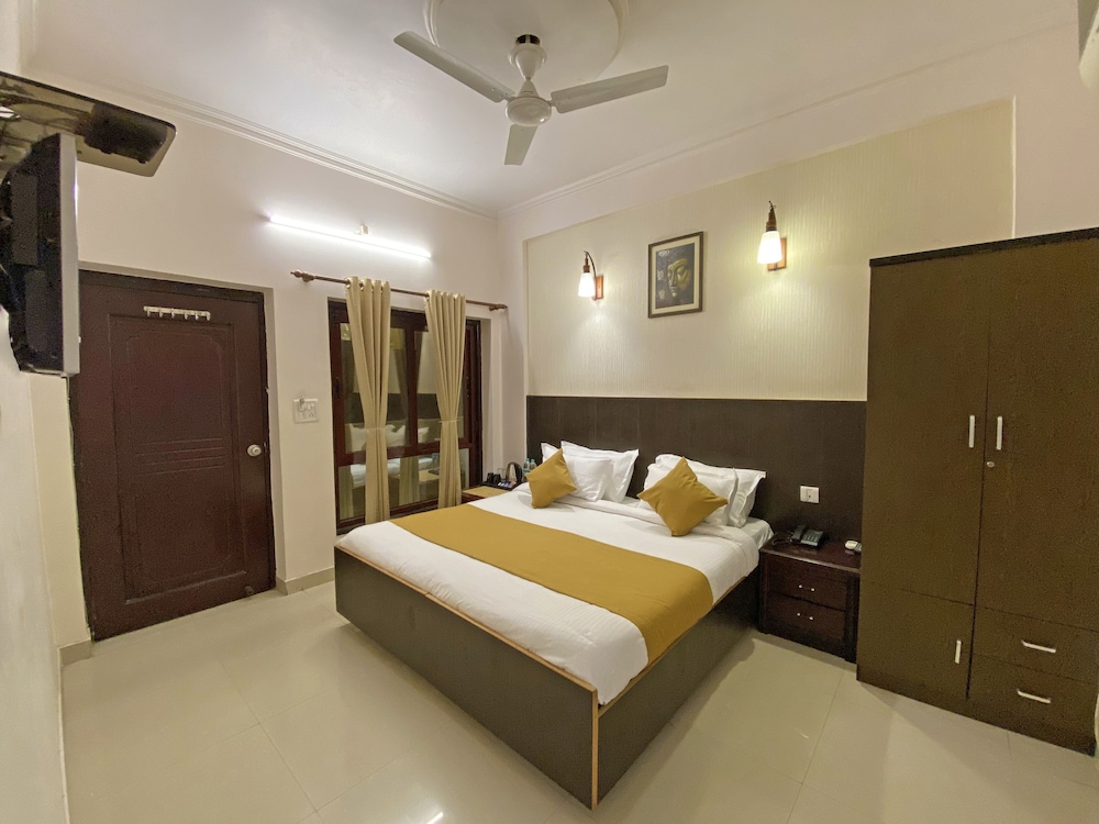 Deluxe Room, 1 Double Bed photo 2